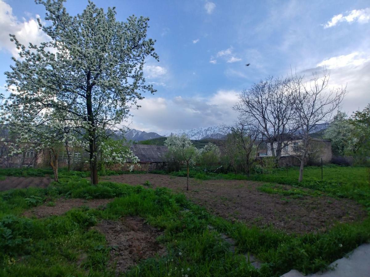 Tatev Guest House Exterior photo